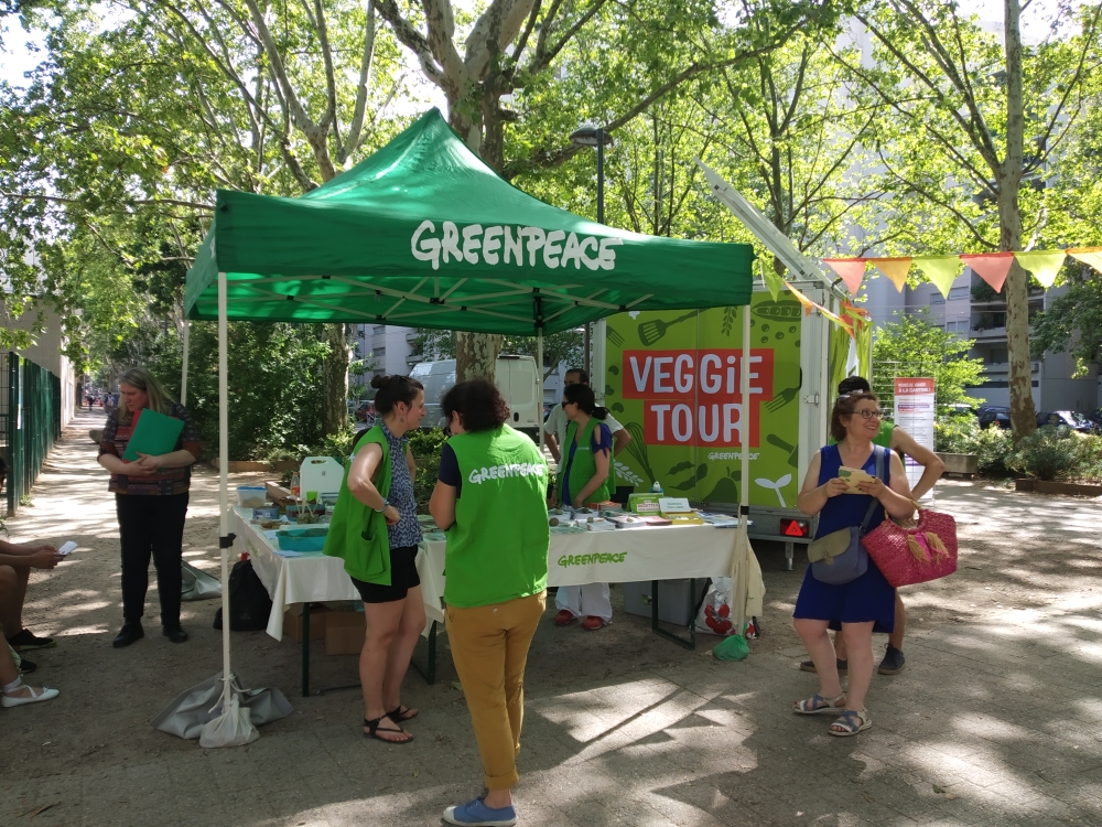 Greenpeace milite pour une autre alimentation à Villeurbanne