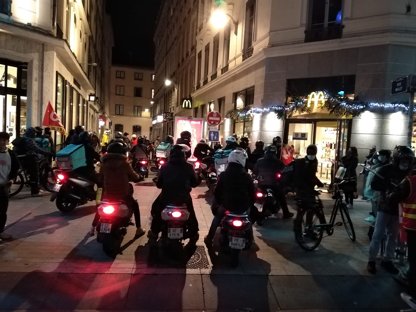 Lyon : la grève des livreurs se poursuit