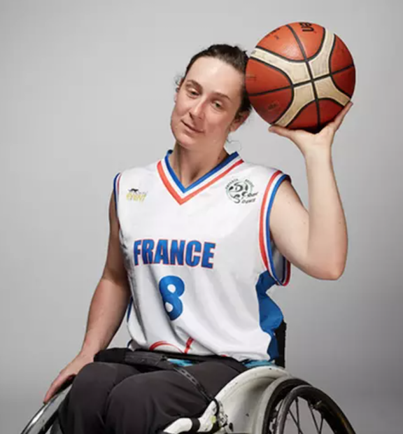Basket-Fauteuil : Juliette Watine, histoire d’une ancienne bleue au service des gones