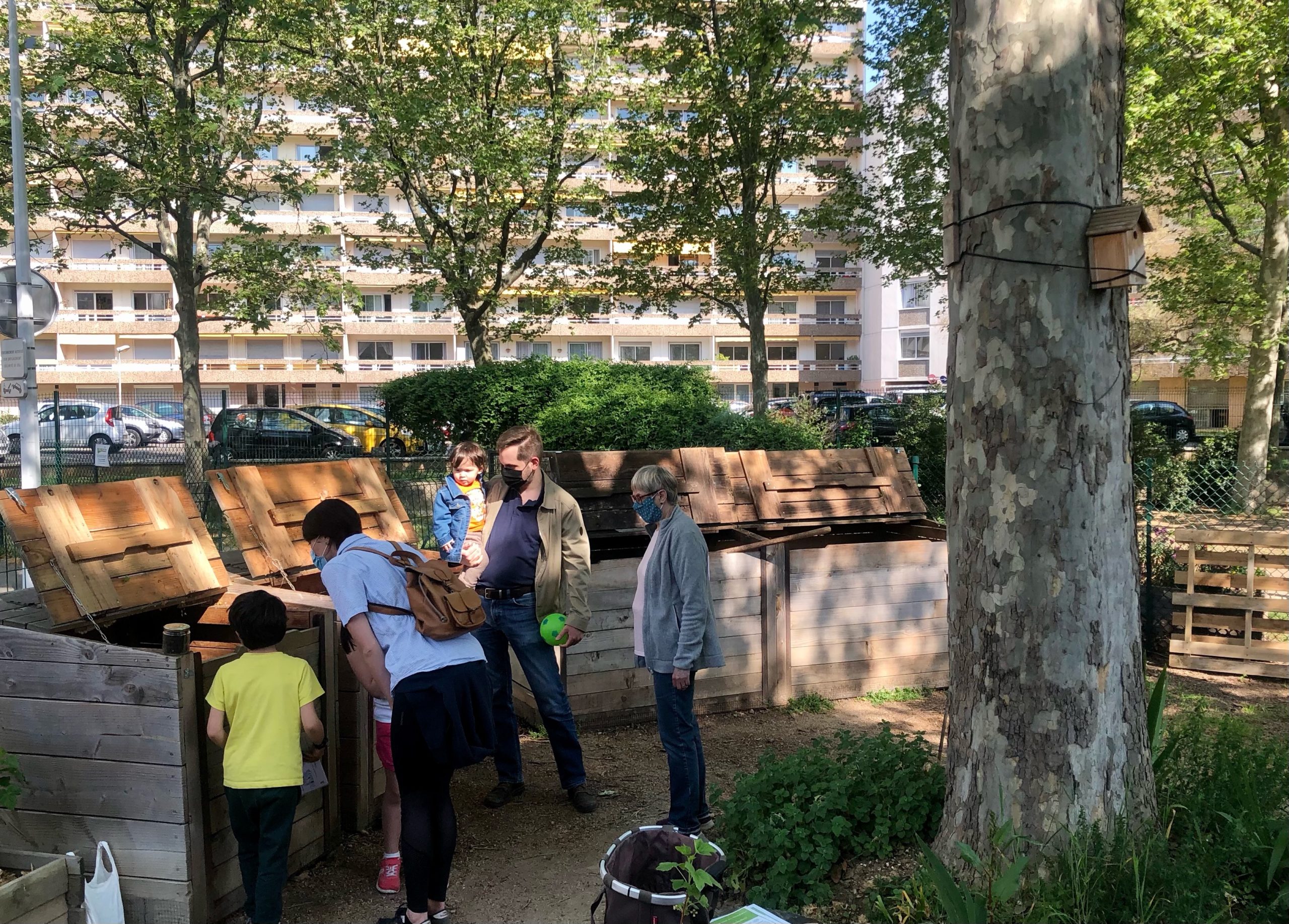 Jardin partagé à Monplaisir : un espace vert en milieu urbain