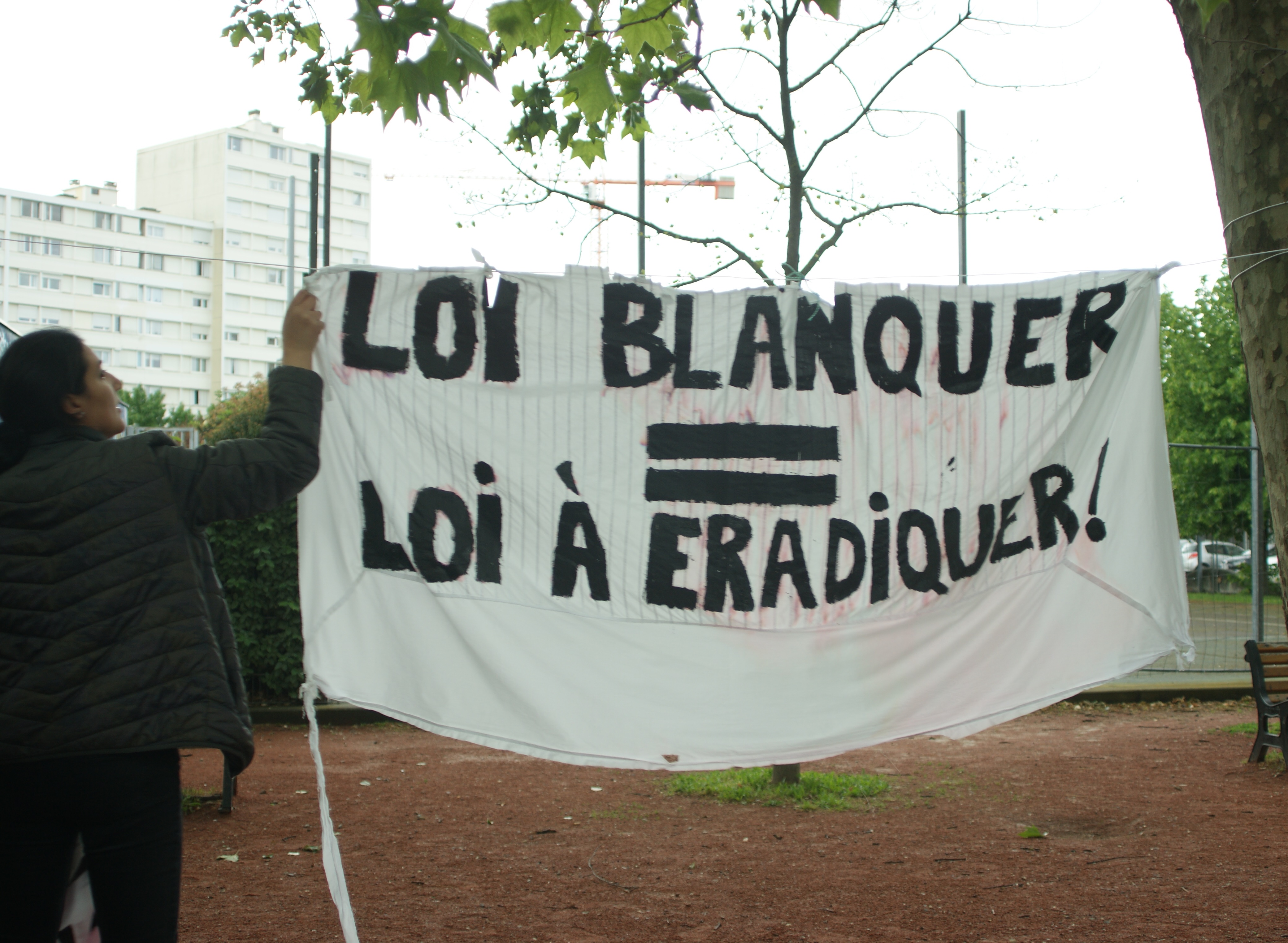 Vaulx-En-Velin: les parents d’élèves se rassemblent contre la loi Blanquer