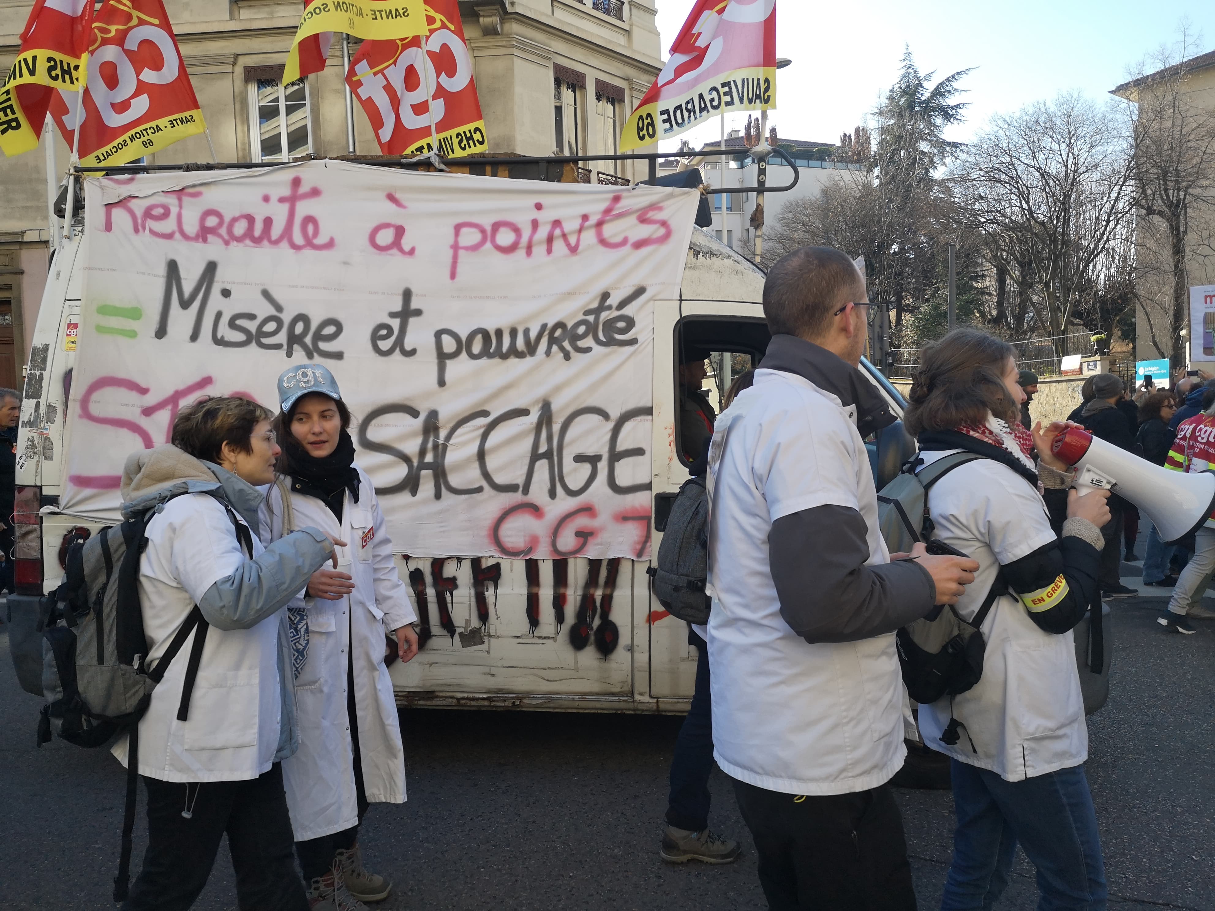 Manifestation du 16 janvier à Lyon : « La suspension de l’âge pivot, c’est une autre manœuvre »